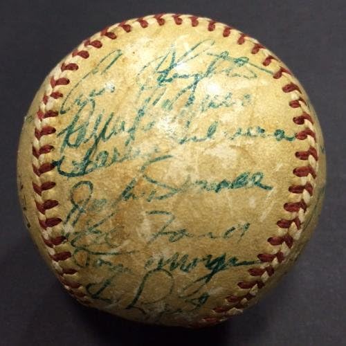 1954 Отборът на Янкис Подписа бейзболни 25 Auto Мики Мэнтла Берра без клуб JSA - Бейзболни топки с автографи